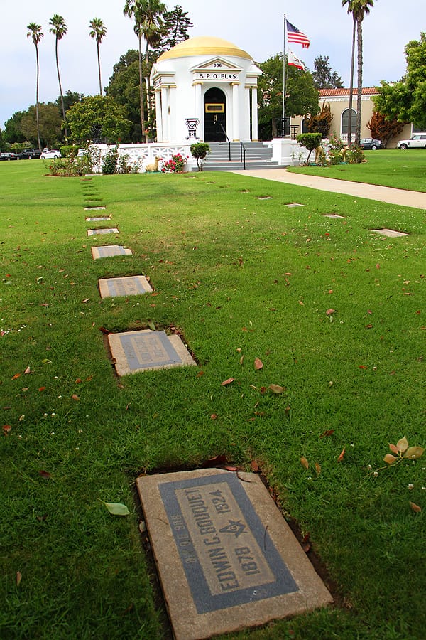 FINALLY A FINAL RESTING PLACE: The Benevolent and Protective Order of the Elks has come to a settlement with City Hall over burial plots in Block 16 of Woodlawn Cemetery. (Photo by Daniel Archuleta)