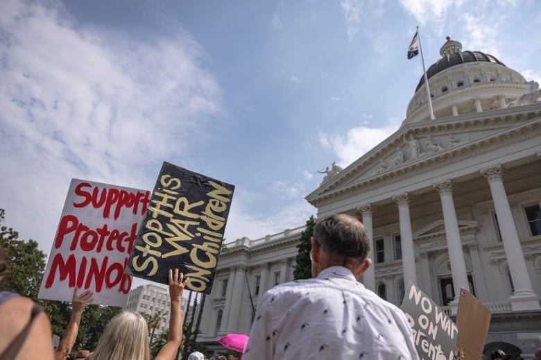 Parents, students and supporters of parental rights rally at the state Capitol in Sacramento on Aug. 21, 2023. Photo by Rahul Lal for CalMatters
