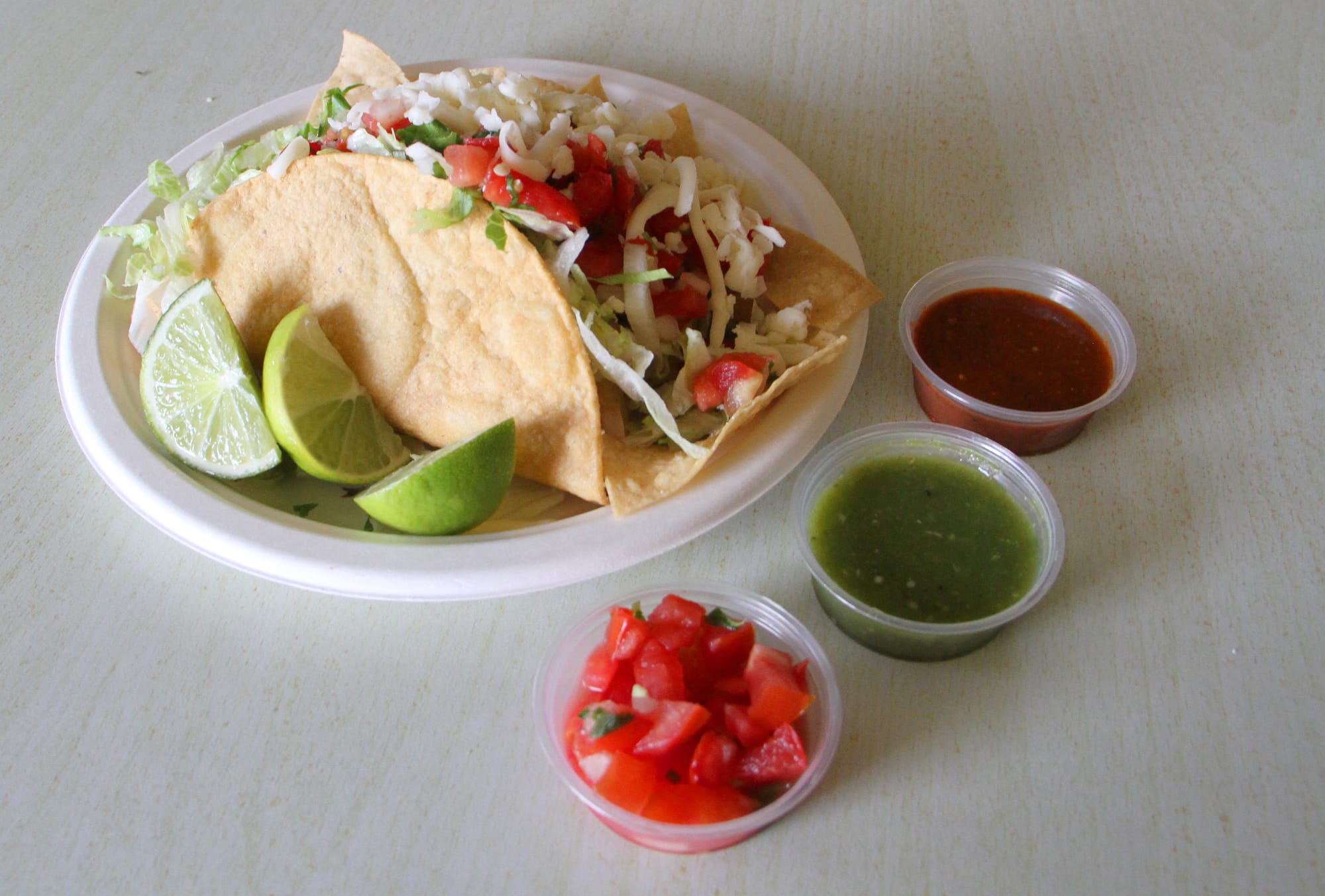 Tacos Por Favor may not look flashy on the outside, but it has some of the best tacos inside. (Daniel Archuleta daniela@www.smdp.com)